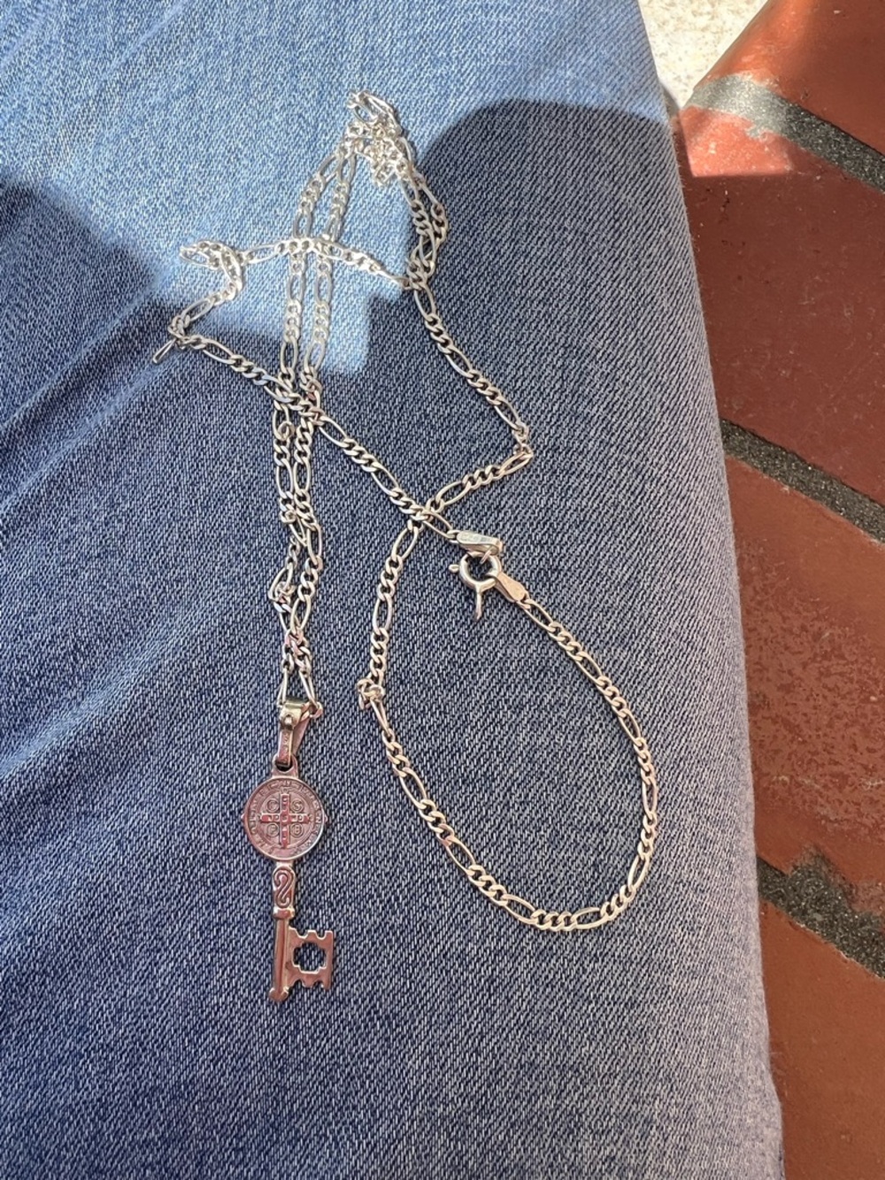 Sterling Key Pendant Necklace in Shiny Silver